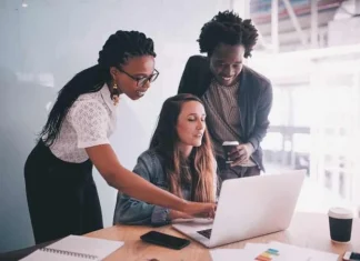 10 cărți despre cum să construiești stima de sine | Scânteie încredere