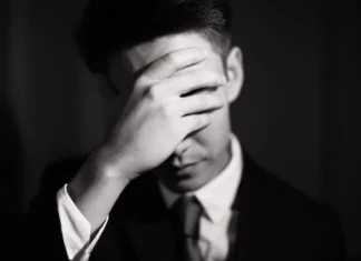 10 greșeli frecvente pe care le face un tânăr de 25 de ani