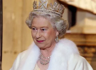 10 legi pe care Regina Elisabeta a II-a nu trebuie să le respecte