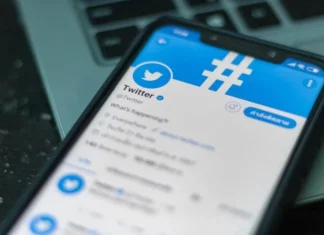 15 conturi Twitter pe care ar trebui să le urmăriți astăzi