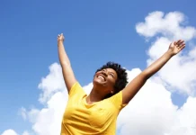 155 de citate și subtitrări pe cer pentru cei care care caută albastru