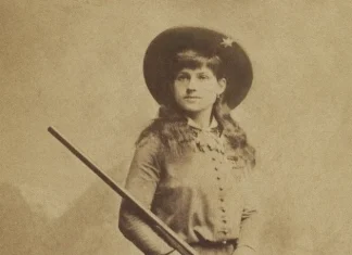 30 de citate Annie Oakley din și despre trăgătorul de ochi din Vestul Sălbatic