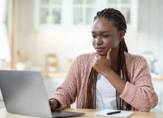 4 moduri de a trata cu urătorii și criticii