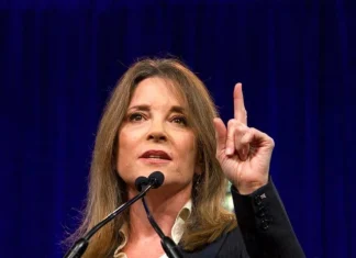 47 de citate Marianne Williamson despre cele mai profunde frici și dragoste ale noastre