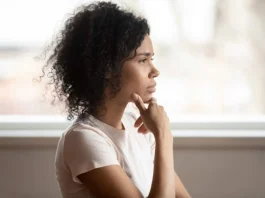 5 dușmani care trăiesc în mintea ta și zdrobesc spiritul tău