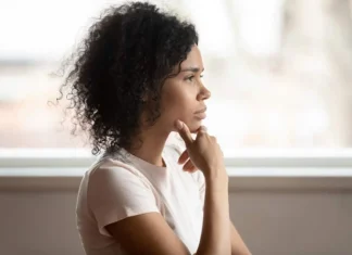 5 dușmani care trăiesc în mintea ta și zdrobesc spiritul tău