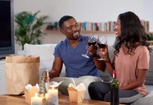 5 idei de întâlniri pentru a vă ajuta să vă păstrați relația emoționantă