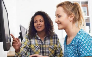 5 lucruri de luat în considerare înainte de a angaja un tutor online