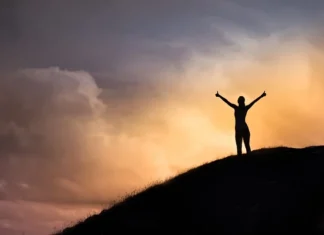 50 Cele patru acorduri Citate despre a rămâne adevărat și a trăi o viață împlinită