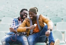 50 Cum te tratează oamenii Citate pentru prietenii reflexivi