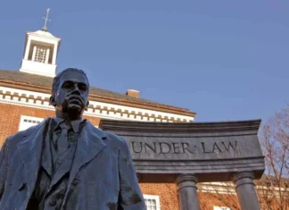 50 de citate atemporale Thurgood Marshall despre lege, rasă și multe altele