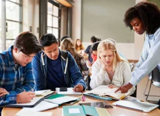 50 de citate la întoarcerea la școală pentru a inspira elevii și profesorii