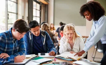 50 de citate la întoarcerea la școală pentru a inspira elevii și profesorii