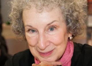 50 de citate Margaret Atwood care dovedesc că cuvintele sunt puternice