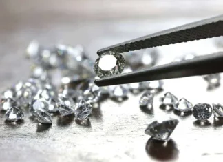 60 de citate de diamant despre durată pentru totdeauna și strălucire strălucitoare