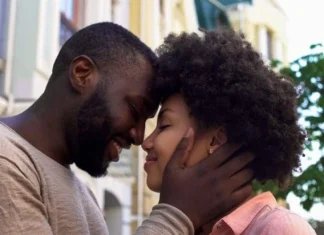60 de citate de mai care vă vor aminti cât de romantică este primăvara