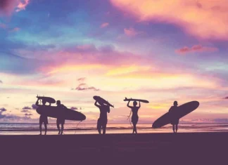 60 de citate de surfing pentru prinderea valurilor pe plajă