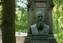 60 de citate Fiodor Dostoievski care îți amintesc să-ți urmezi visele