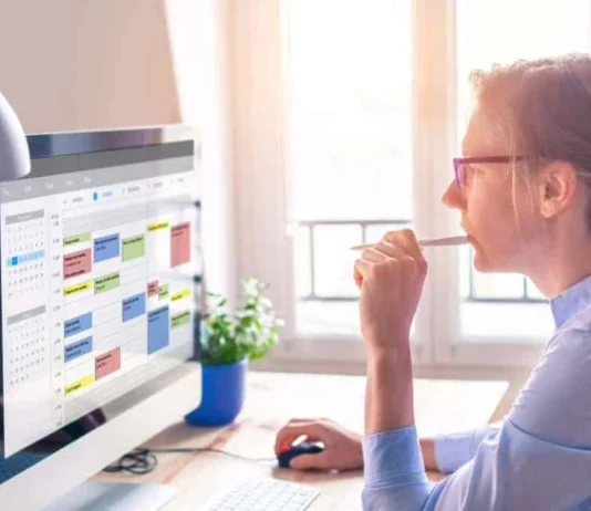 7 moduri de a-ți organiza ziua pentru succes