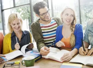 70 de citate de colegiu despre ce contează o educație bună