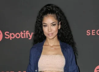 70 de citate Jhene Aiko despre creativitate, îngrijire de sine și multe altele