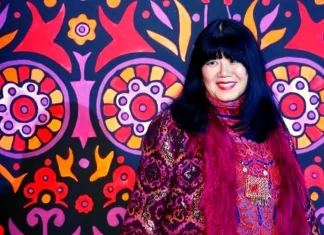 Anna Sui: biografia designerului american