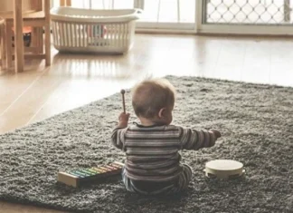 Ce plictisitor sa stai acasa! Iata cateva jocuri originale si educative de jucat cu copiii