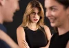 Cum să-ți dai seama dacă cineva este gelos pe tine – 10 semne