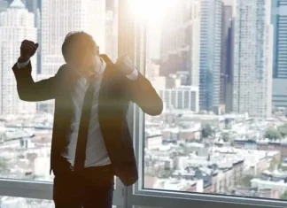 Cum să-ți dedică față de muncă și dezvoltarea carierei