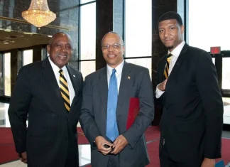 Cum să-ți folosești locul de muncă pentru a te transforma ca persoană