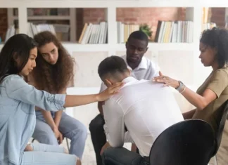 De ce oamenii au reacții diferite la traume similare?