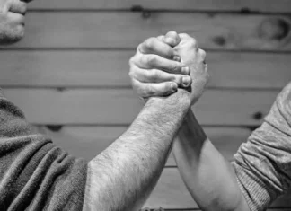 De ce trebuie să muncești atât mai inteligent, cât și mai greu