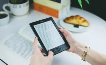 Hârtie vs. Ecran: Rămâi informat într-o era digitală