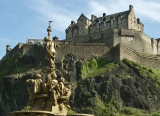 Top 10 cele mai bântuite locuri din lume