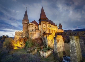Top 10 cele mai înfricoșătoare castele bântuite din Europa