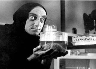 Top 10 celebritati cu aspect rau din lume