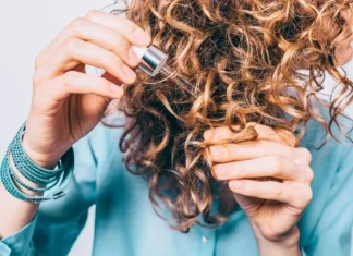 Top 10 moduri naturale de a scăpa de părul încrețit