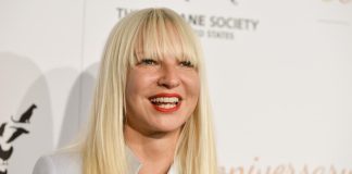 19 fapte surprinzatoare despre Sia pe care trebuie sa le stii